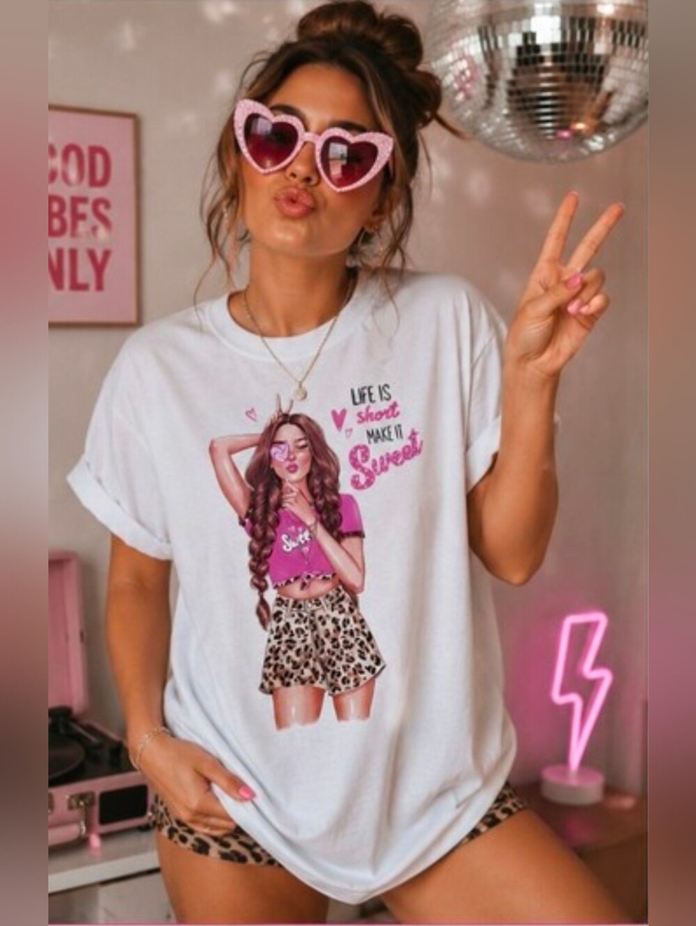 "Life is short, make it sweet" t-shirt